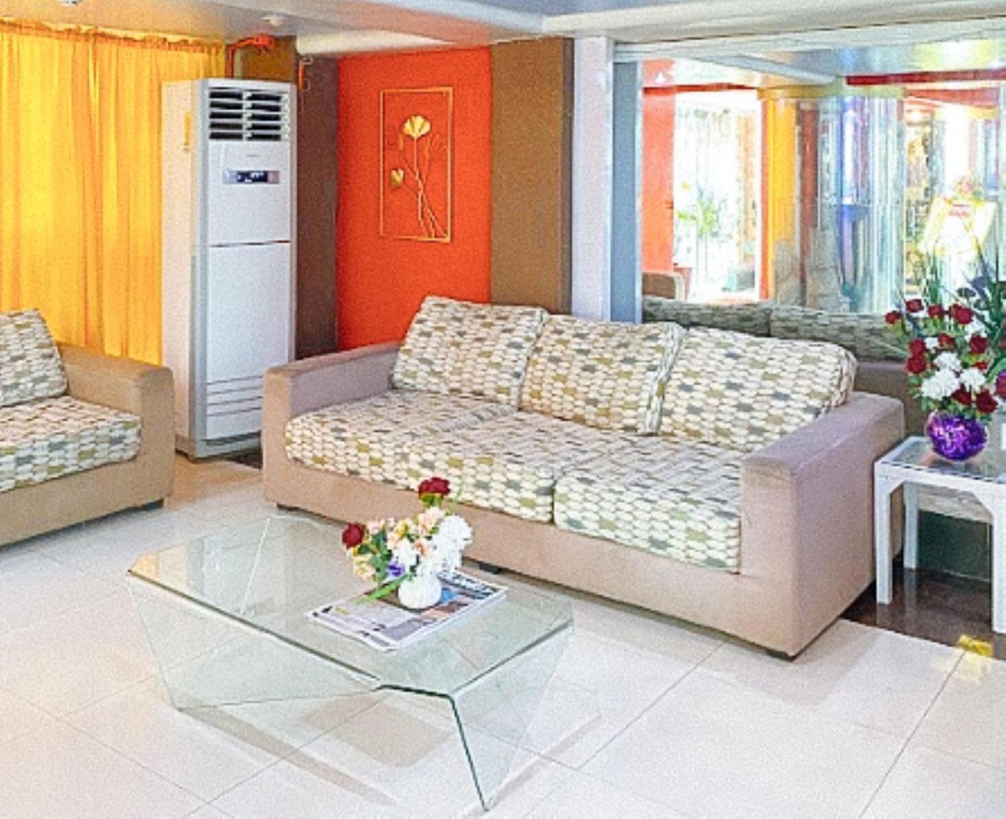 Villa Rosita Hotel Naga City By Reddoorz Kültér fotó